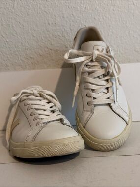 Veja Women's White Sneakers with beige V suede